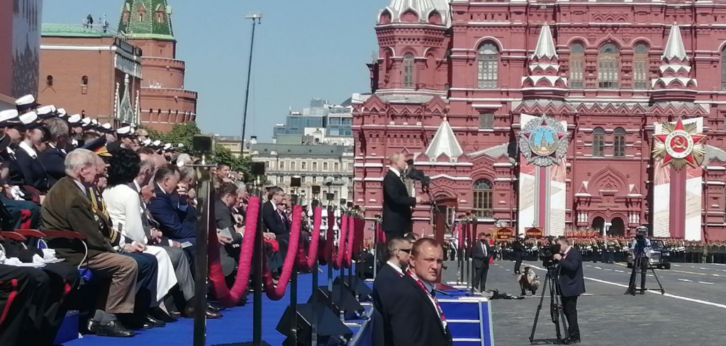 Владимир Путин се обраћа присутнима