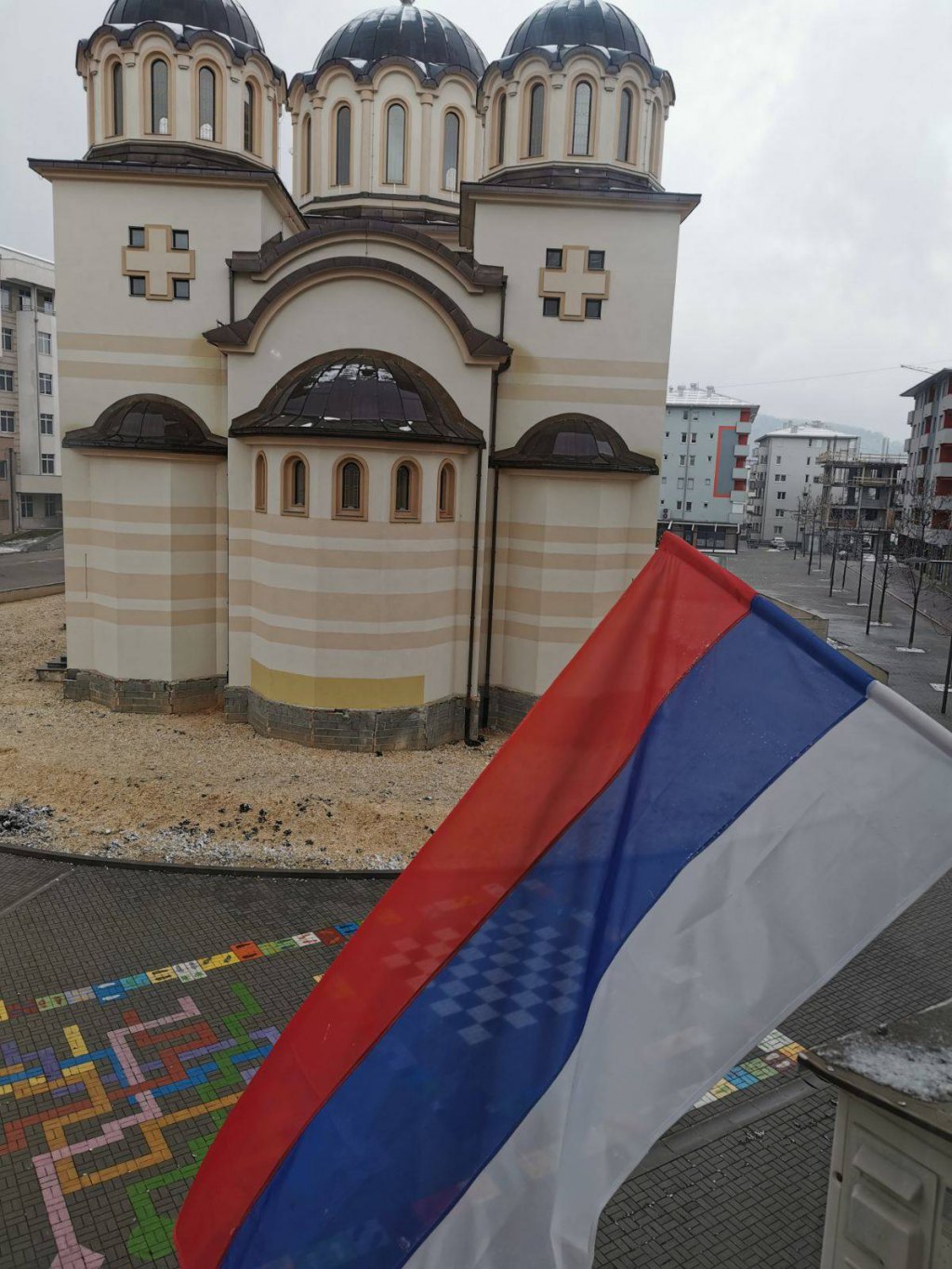 Заставе поводом Дана Републике, Пале