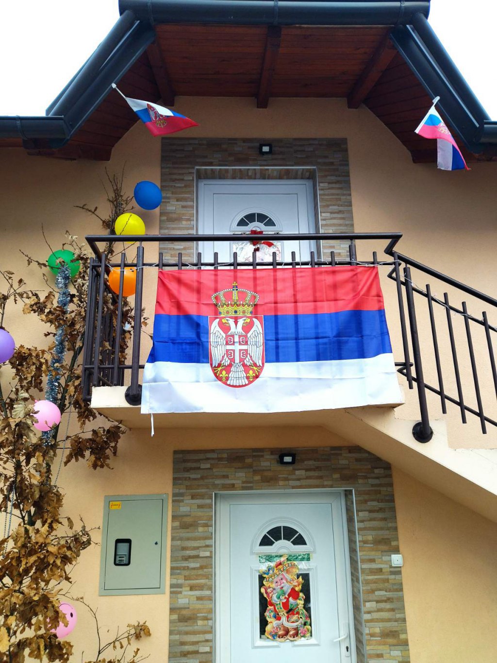 Заставе поводом Дана Републике Српске, Бранка