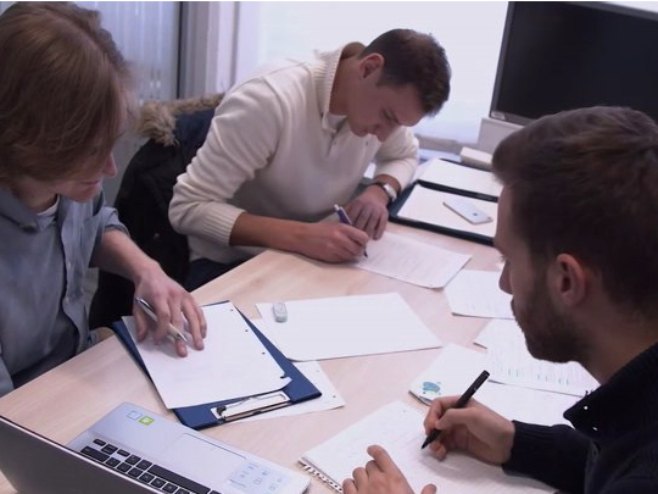 Од наредне академске године студентима у Републици Српској биће повећане стипендије (ВИДЕО)