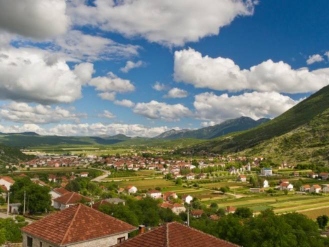 Љубиње (Фото: opstinaljubinje.org) Љубиње (Фото: opstinaljubinje.org) -