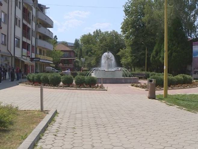 Влада Српске наставља финансирање пројеката у локалним заједницима; У Шековиће и Милиће уложиће шест милиона КМ