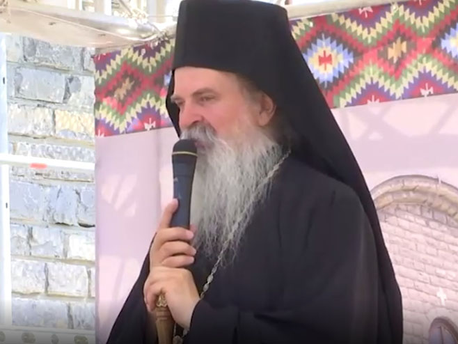 Владика Теодосије са командантом КФОР-а о безбједности Срба