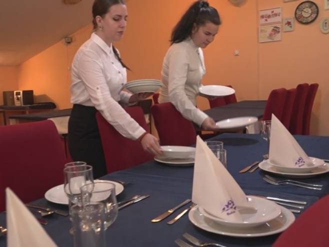 Угоститељски радници - Фото: РТРС