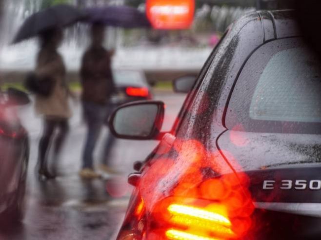 Киша (Фото: TANJUG/ VLADIMIR ŠPORČIĆ) - 