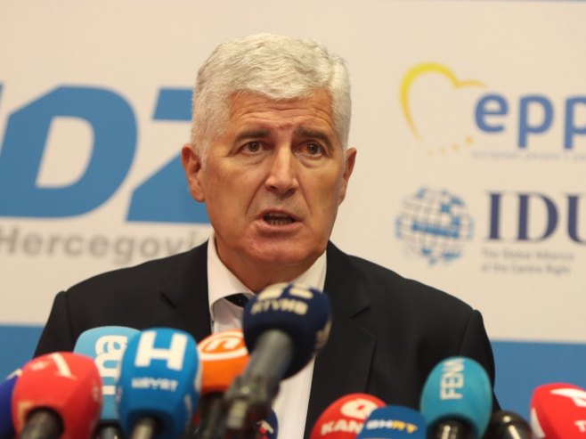 Драган Човић - Фото: predsjednikrs.rs/Borislav Zdrinja