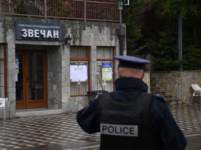 Звечан (Фото: TANJUG/ STR/ bg) Звечан (Фото: TANJUG/ STR/ bg) -