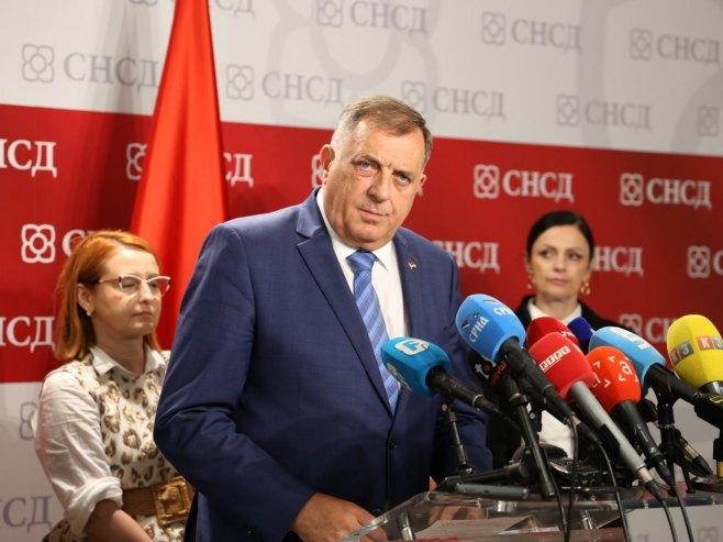 Милорад Додик - Фото: ZIPAPHOTO/Borislav Zdrinja