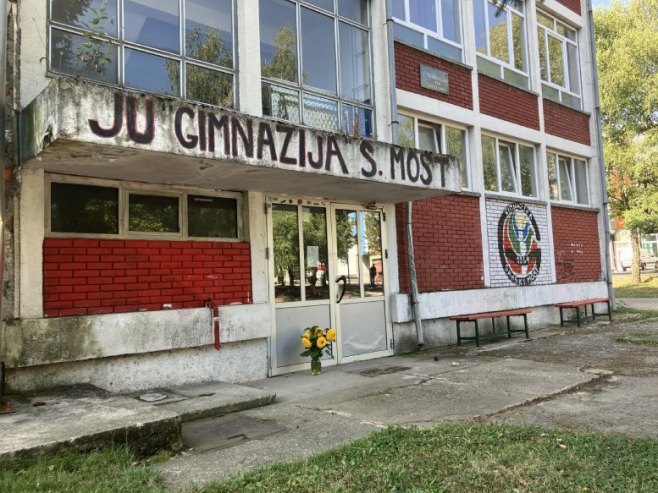 Гимназија Сански Мост - Фото: РТРС