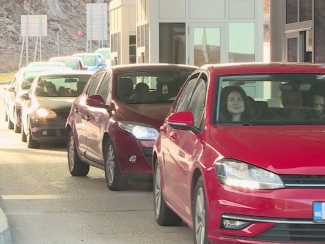 Гранични прелаз Гранични прелаз - Фото: РТРС