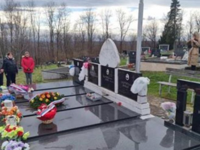 Парастос за браћу Марчета Парастос за браћу Марчета - Фото: СРНА