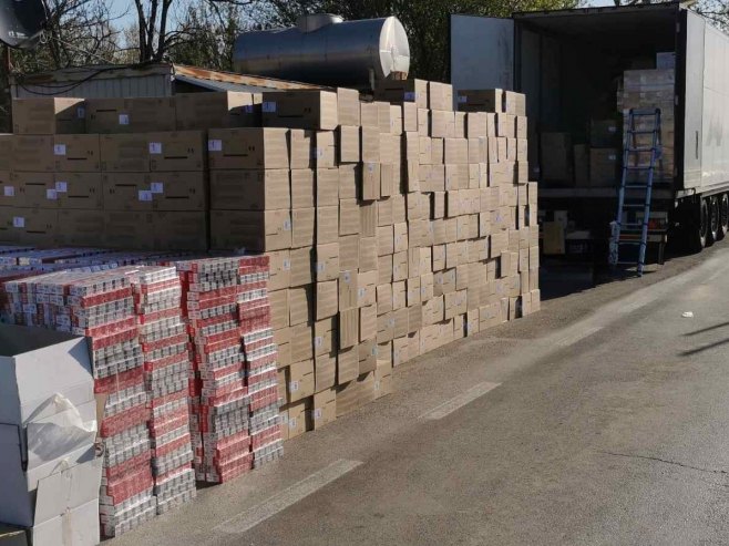 Заплијењене цигарете (фото: TANJUG/ OMK MUP REPUBLIKE SRBIJE) - 