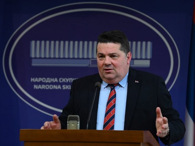 Ненад Стевандић (фото: x.com/ParlamentSrpska) - 