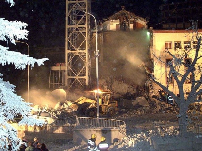 НАТО бомбардовање зграде РТС-а (фото: архива/EPA-PHOTO/EPA/SRDJAN SUKI/STF/ss/cl/ow) - 