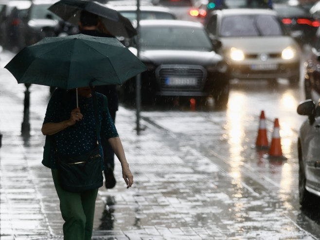 Киша (фото: TANJUG/ MARKO ĐOKOVIĆ/ bs) Киша (фото: TANJUG/ MARKO ĐOKOVIĆ/ bs) -