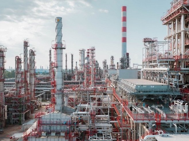 Нафтна индустрија Србије - НИС (фото: TANJUG/ NIS) - 