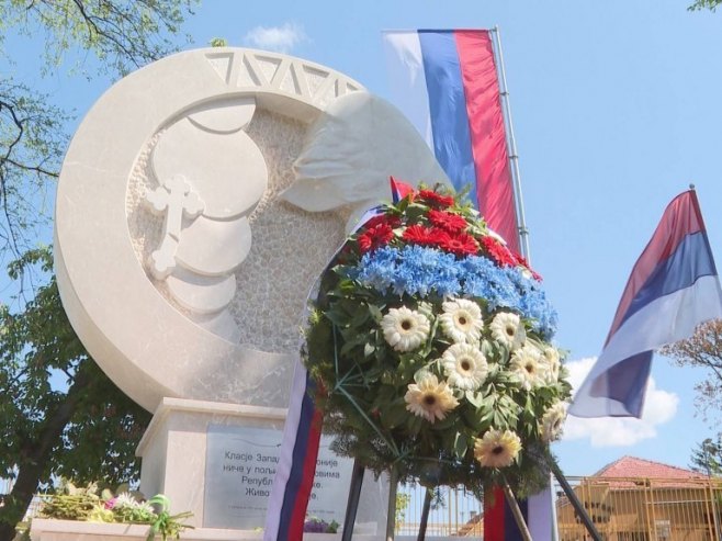 Споменик страдалима у акцији "Бљесак" - Градишка - Фото: РТРС