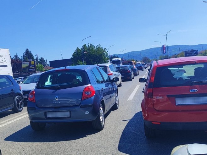 Гужве у саобраћају Гужве у саобраћају - Фото: РТРС