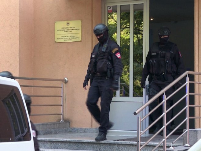 Затражен притвор за службеника тужилаштва