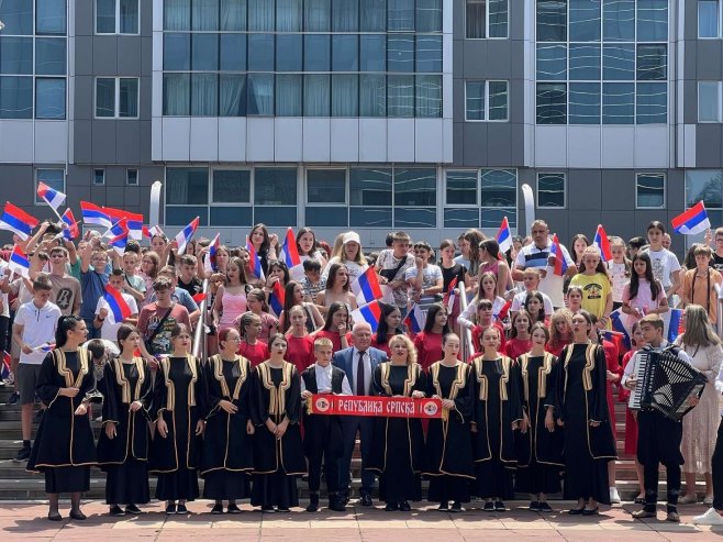 Дјеца са Космета - Фото: РТРС