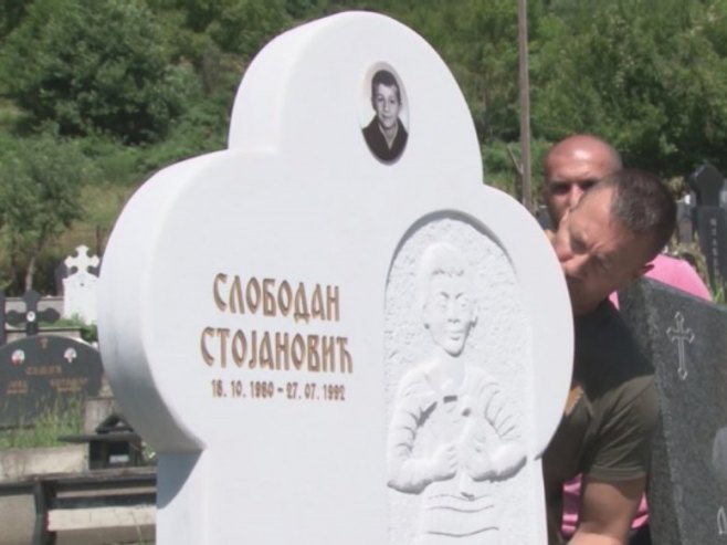 Гроб Слободана Стојановића - Фото: РТРС