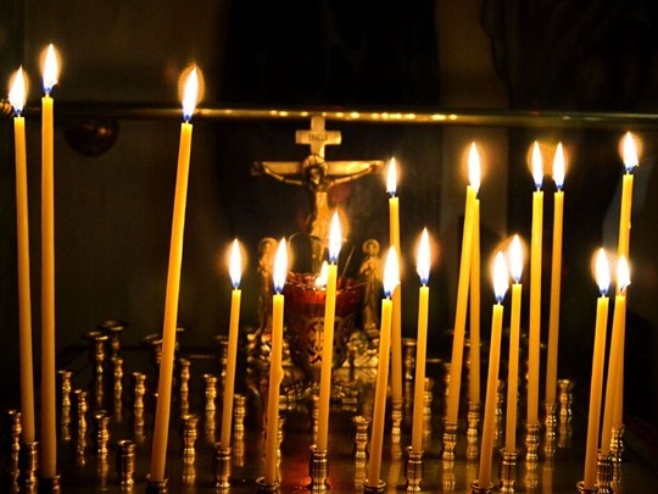 Служен парастос Србима убијеним у терористичком нападу прије 25 година у Ливадицама