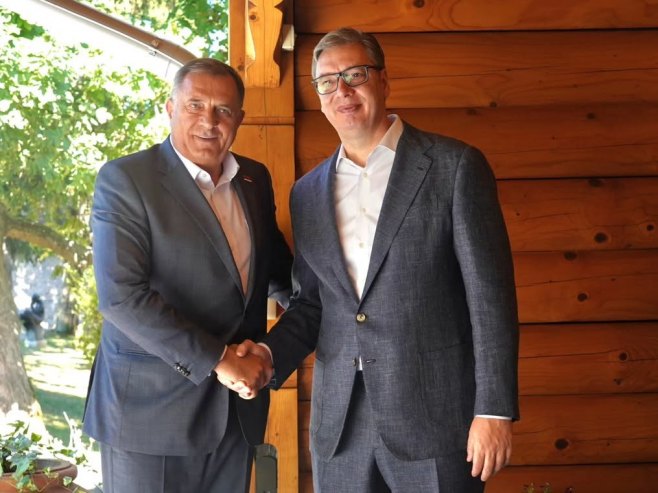 Милорад Додик и Александар Вучић (фото: instagram.com/buducnostsrbijeav) Милорад Додик и Александар Вучић (фото: instagram.com/buducnostsrbijeav) -