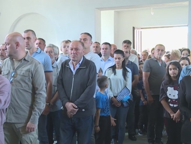 Обиљежена слава првог храма под Козаром посвећеног Светим мученицима јасеновачким Обиљежена слава првог храма под Козаром посвећеног Светим мученицима јасеновачким - Фото: РТРС