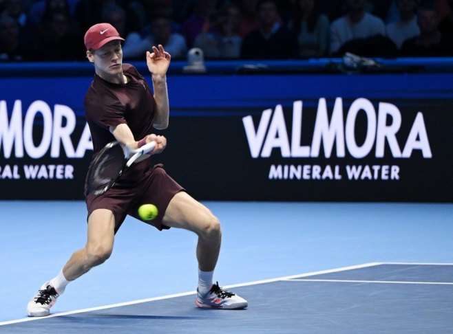 Јаник Синер (фото: EPA/ALESSANDRO DI MARCO) Јаник Синер (фото: EPA/ALESSANDRO DI MARCO) -