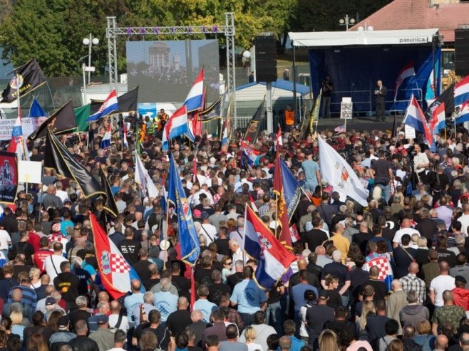 Протест ветерана (Фото: EPA/STRINGER/илустрација) Протест ветерана (Фото: EPA/STRINGER/илустрација) -