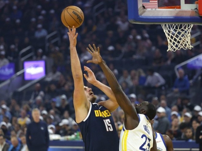 Никола Јокић (фото: EPA/JOHN G. MABANGLO) Никола Јокић (фото: EPA/JOHN G. MABANGLO) -