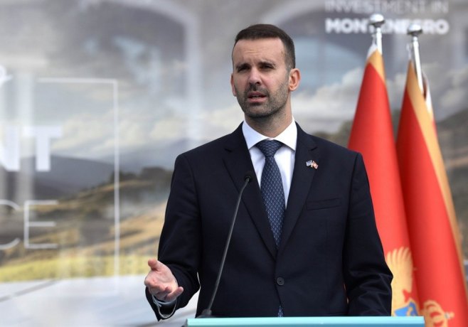 Милојко Спајић (Фото: EPA/BORIS PEJOVIC) Милојко Спајић (Фото: EPA/BORIS PEJOVIC) -