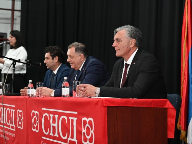 Трибина (Фото: banjaluka.net/aleksandarstupar) - 