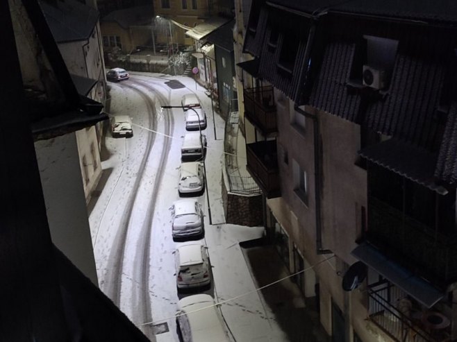 Снијег у Чајничу - Фото: РТРС