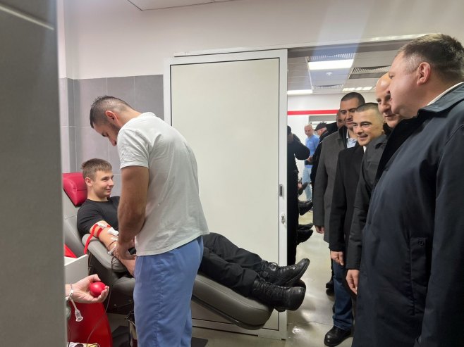 Будимир у Заводу за трансфузију Будимир у Заводу за трансфузију - Фото: РТРС