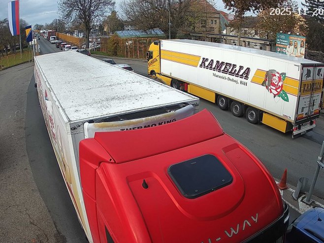 Гранични прелаз Градишка (фото: ams-rs.com) Гранични прелаз Градишка (фото: ams-rs.com) -