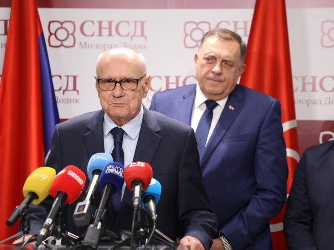 Ратко Трифуновић Ратко Трифуновић - Фото: ZIPAPHOTO/Borislav Zdrinja