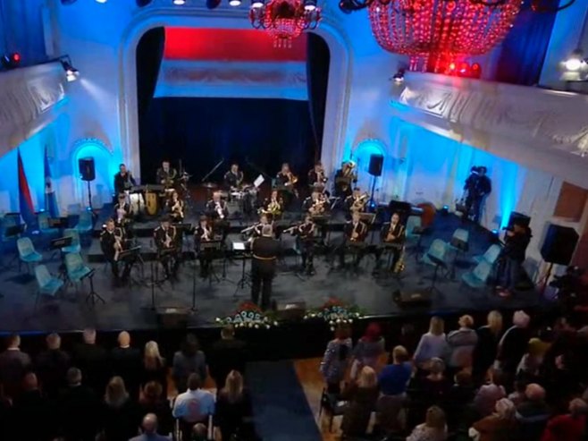 Одржан концерт  Полицијског оркестра МУП-а Српске у Бањалуци (ВИДЕО)