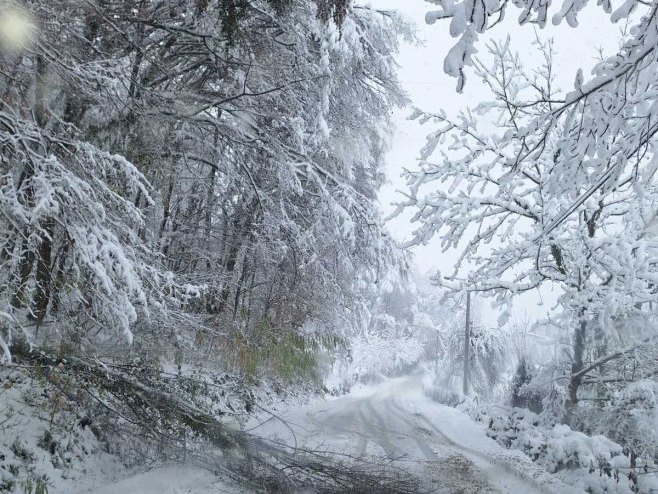 Доња Кола под снијегом - Фото: СРНА