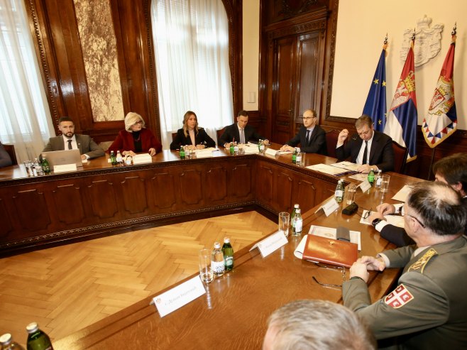 Састанак о НИС-у (Фото: TANJUG/ DEJAN ŽIVANČEVIĆ / nr) Састанак о НИС-у (Фото: TANJUG/ DEJAN ŽIVANČEVIĆ / nr) -