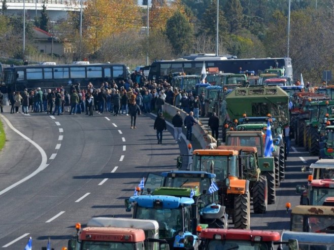 Грчка протест (фото: EPA/APOSTOLIS DOMALIS) Грчка протест (фото: EPA/APOSTOLIS DOMALIS) -