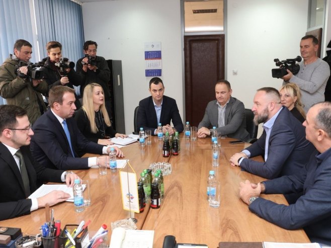 Селак са главним окружним јавним тужиоцем Младеном Митровићем - Фото: Уступљена фотографија