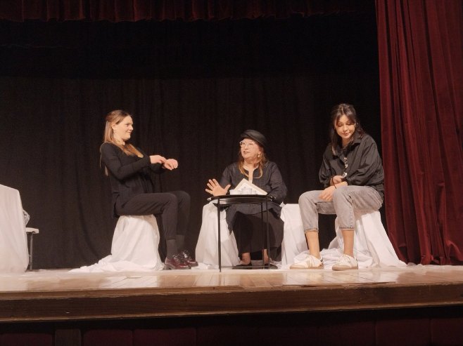 Комедија "Луда кућа Балканска" - Фото: СРНА