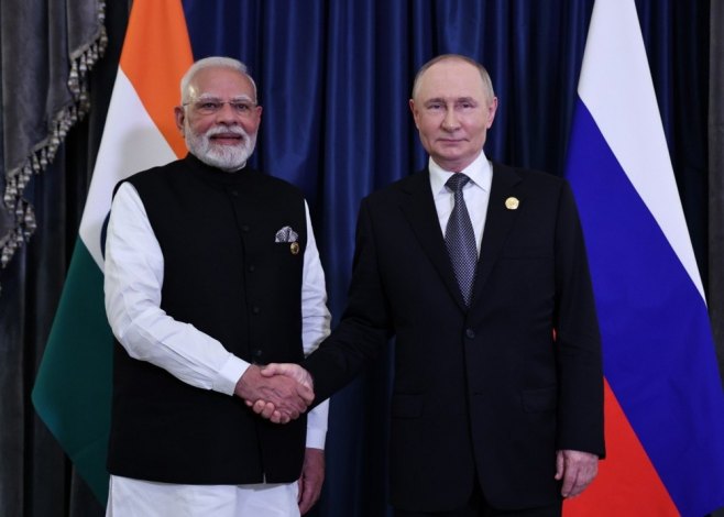 Моди и Путин (Фото: EPA/ALEXANDER KAZAKOV/SPUTNIK/KREMLIN POOL) Моди и Путин (Фото: EPA/ALEXANDER KAZAKOV/SPUTNIK/KREMLIN POOL) -