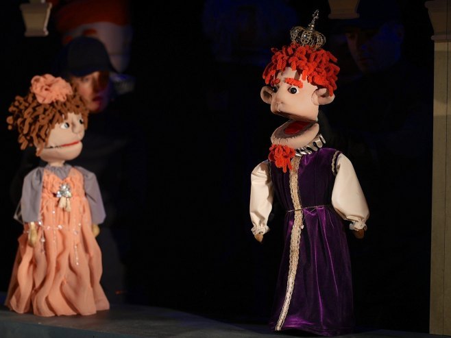 Луткарска представа "Пепељуга" (Фото: Дјечије позориште Републике Српске/Фејсбук) Луткарска представа "Пепељуга" (Фото: Дјечије позориште Републике Српске/Фејсбук) -