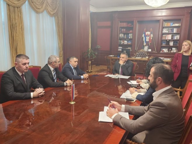 Састанак Састанак - Фото: РТРС