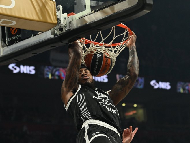 Утакмица, Партизан - Бајерн (фото: TANJUG/ AMIR HAMZAGIĆ/ bg) Утакмица, Партизан - Бајерн (фото: TANJUG/ AMIR HAMZAGIĆ/ bg) -