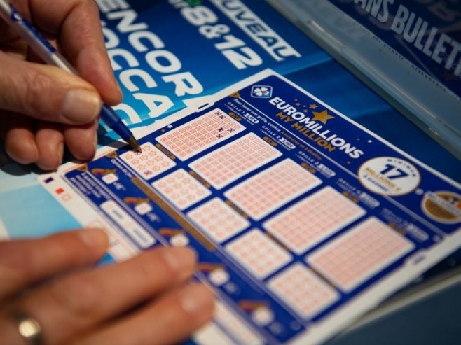 Лутрија (фото: EPA/CAROLINE BLUMBERG - илустрација) - 