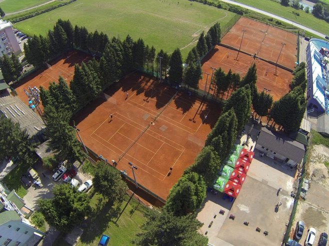 Тениски клуб Добој (Фото: facebook.com/tennisclubdoboj) - 