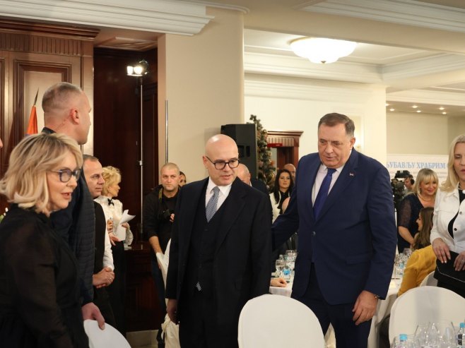 Донаторско вече "С љубављу храбрим срцима" - Фото: ZIPAPHOTO/Borislav Zdrinja